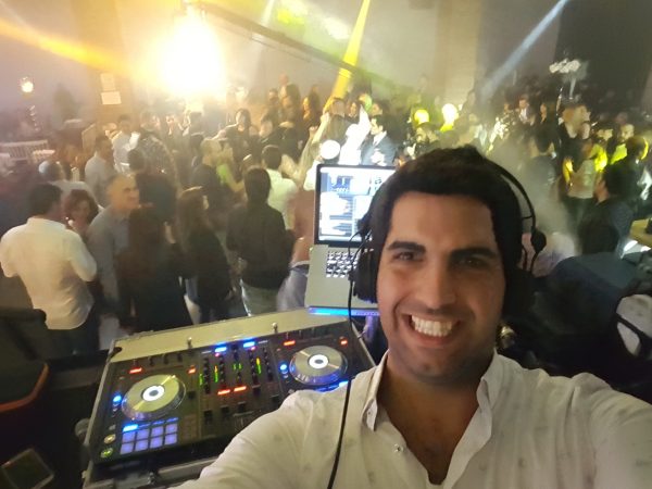 די גיי שי מנחם מוסיקה לחתונות