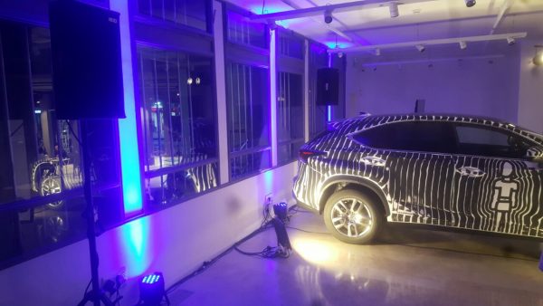 תאורה דקורטיבית באירוע השקה לסניף לקסוס גאלרי תל אביב